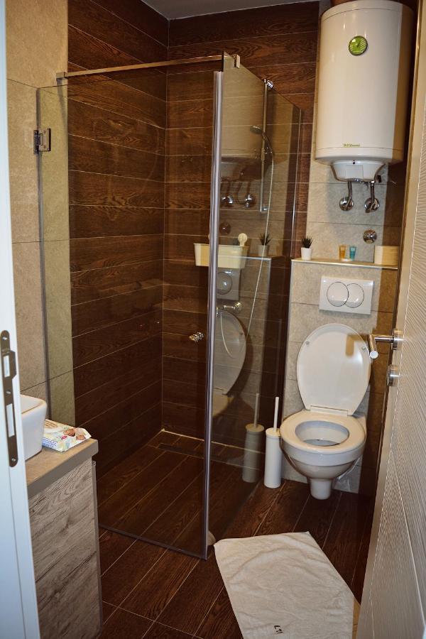 קופאוניק Lola Apartman Milmari & Residence Hill מראה חיצוני תמונה